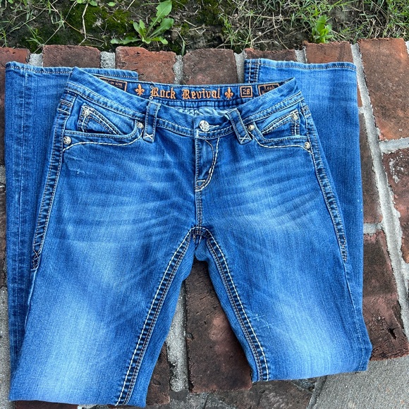 Rock Revival "LEAH" easy boot jeans size 28 - Picture 2 of 6